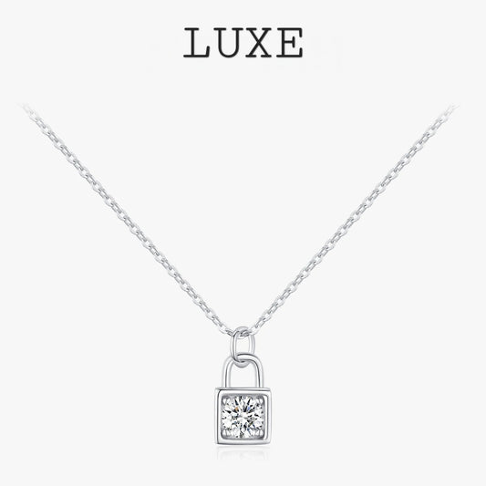 LUXE 0.5 Carat D Color Moissanite Lock Pendant Necklace For Women 925 Sterling Silver Party Stackable Fine Jewelry With Boxes