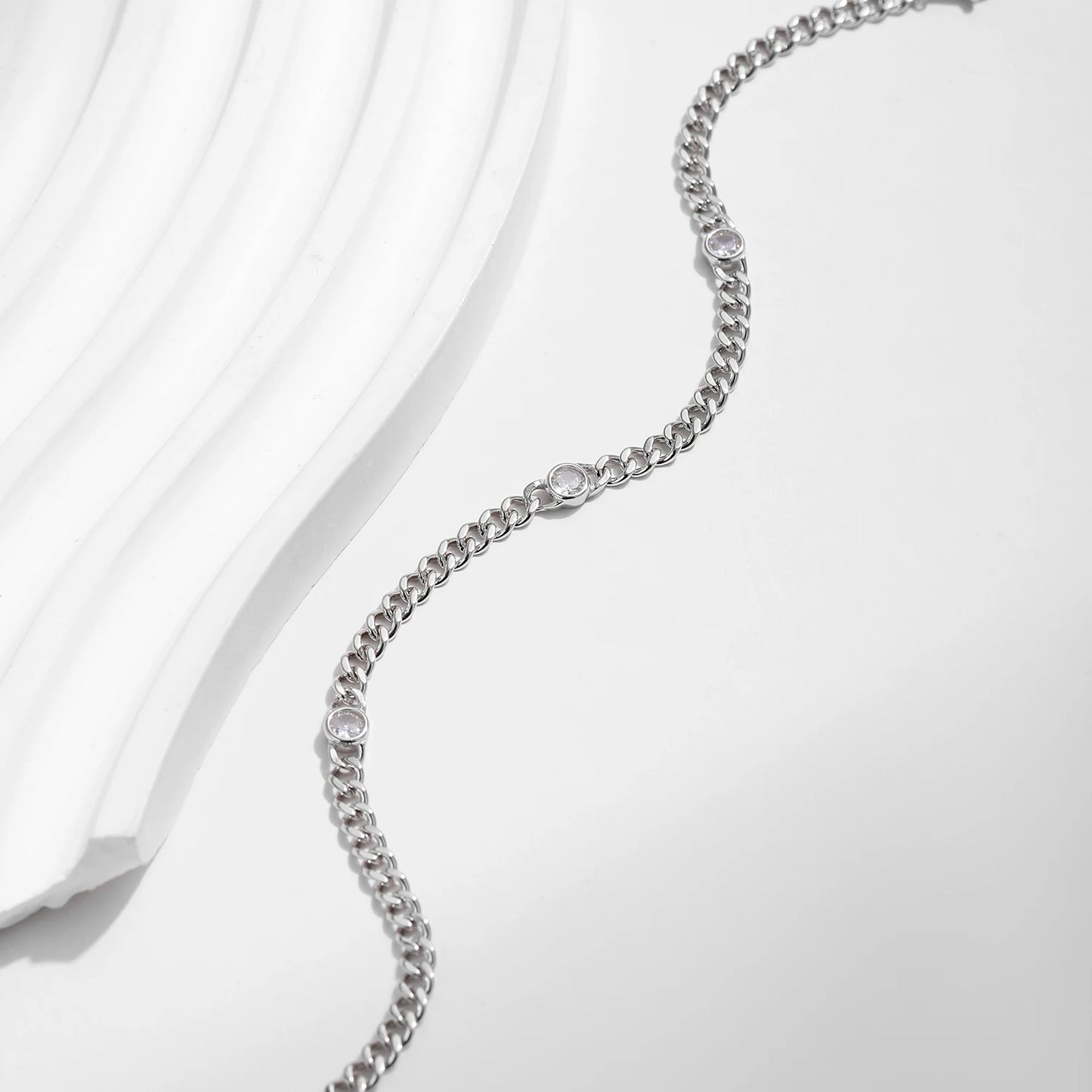 LUXE White Gold Plated D Color Round Moissanite Twisted Bracelet 925 Sterling Silver VVS1 Dainty Adjustable Jewelry Gifts