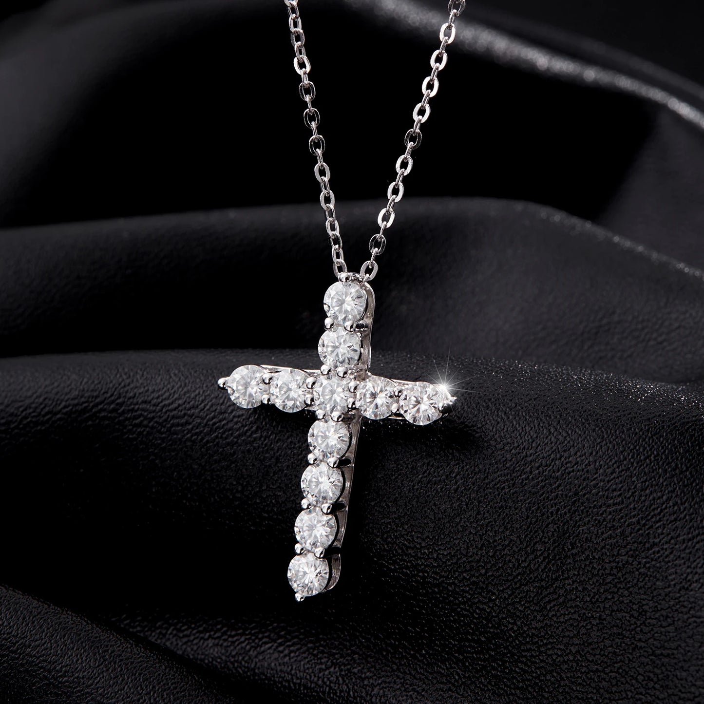 LUXE D Color Moissanite Necklace 925 Sterling Silver Exquisite Cross Link Chain Pendant Necklace For Women Fine Jewelry Gift