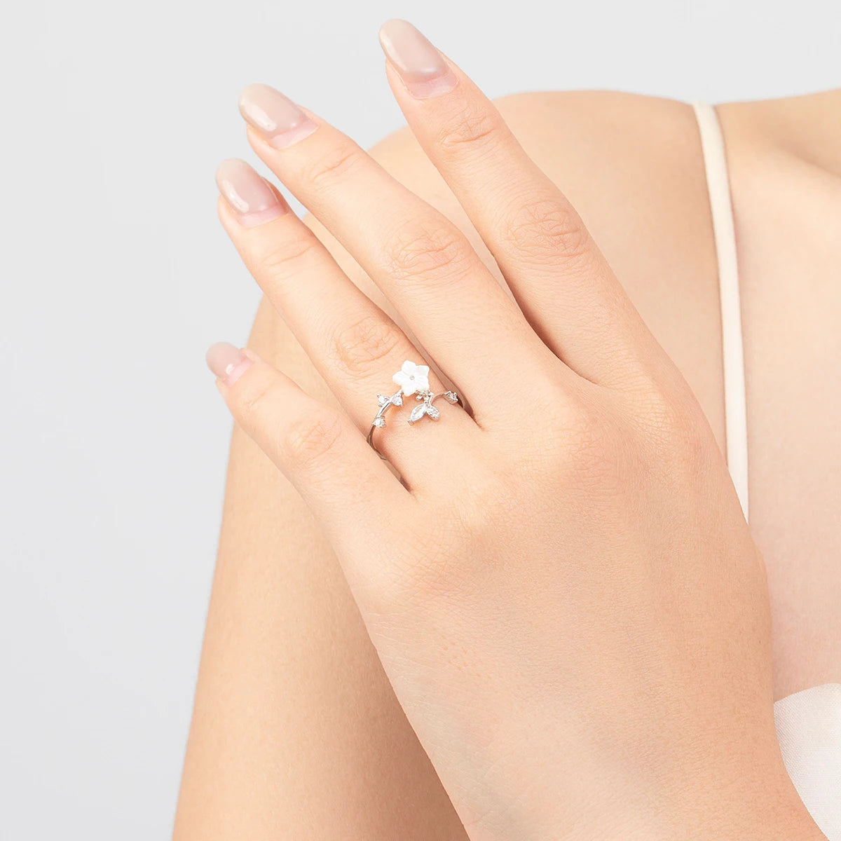 LUXE Exquisite Shell Pearl Thin Flower Ring Real 925 Sterling Silver Opening Size Stackable Finger Rings For Women Jewelry