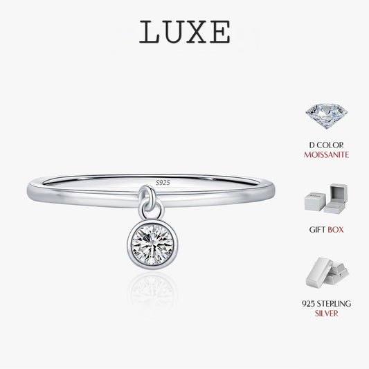 LUXE D Color Round Moissanite Ring 925 Sterling Silver Small Charms Sparkling Finger Rings For Women Wedding Jewelry Gift